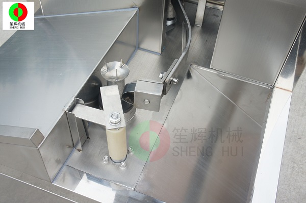 自動瓜果削皮機