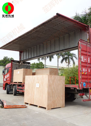 印尼客戶訂購的切菜機和毛刷清洗去皮機等設(shè)備出貨交付！